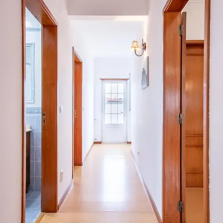 Holiday home Casa Dos Minaus By Lovelystay
